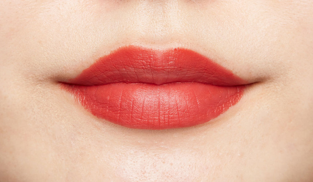 hince Mood Enhancer Matte M011 SIGNATURE ME lip swatch