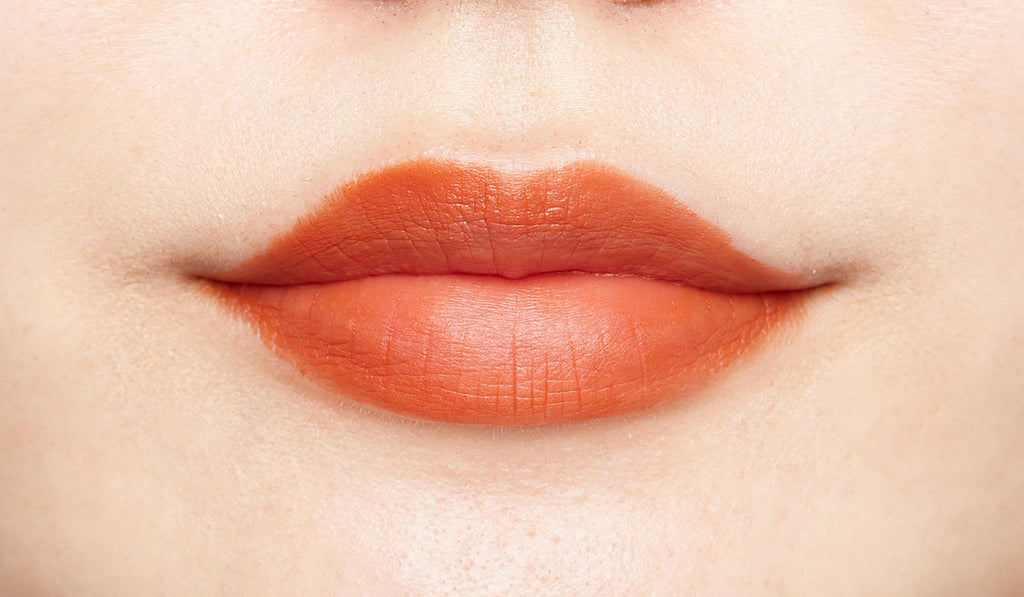 hince Mood Enhancer Matte M014 IMPRESSION lip swatch