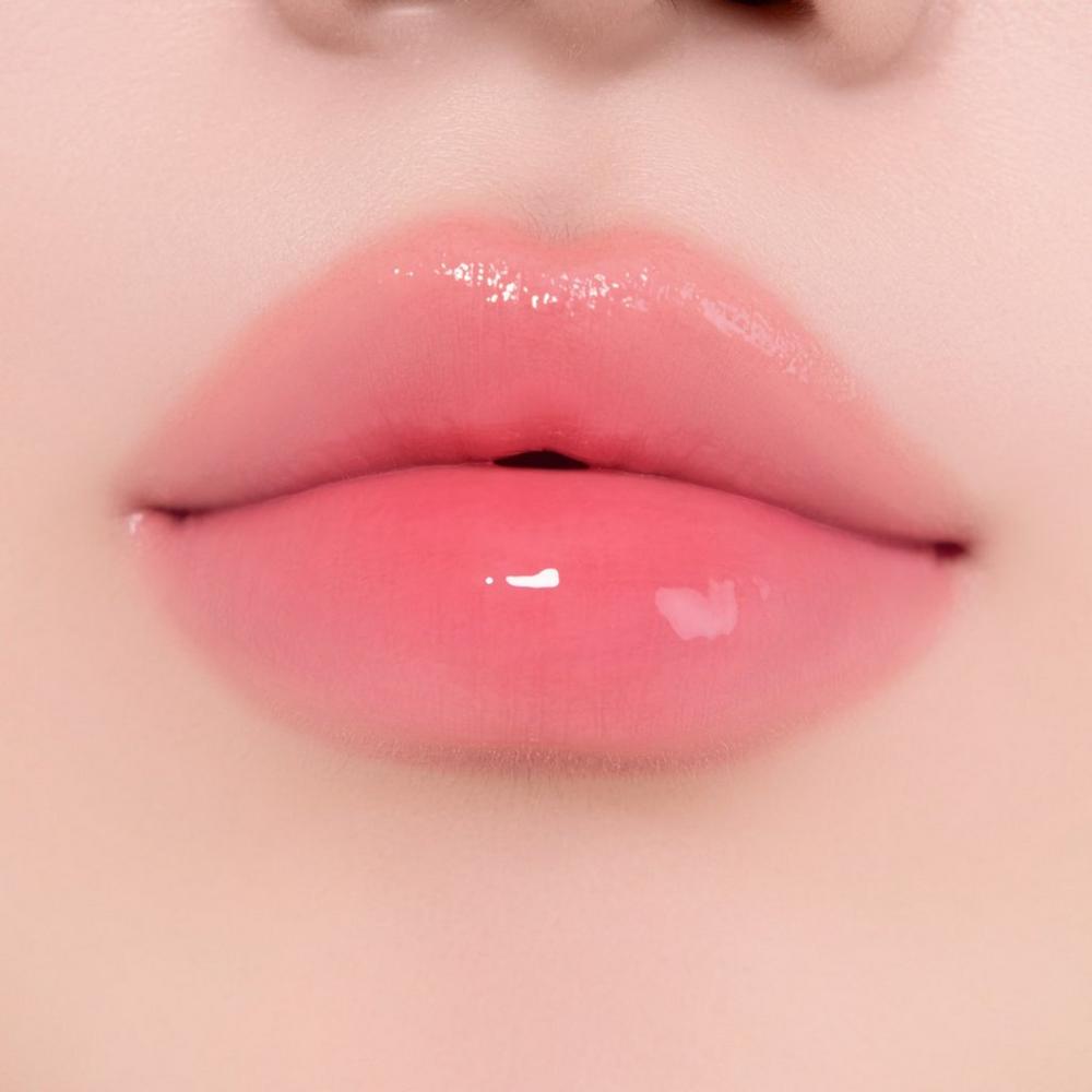 Unleashia Sunset Dazzle Gloss Balm No.3 Ibiza lip swatch