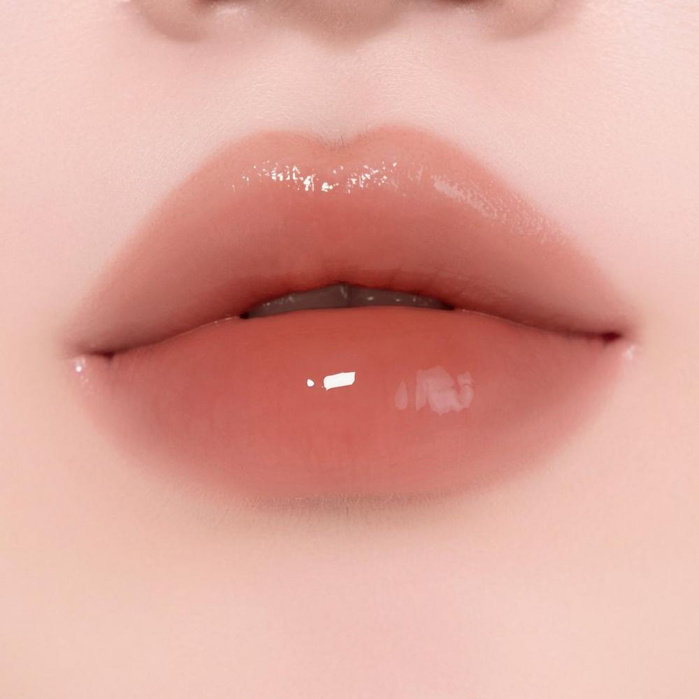 Unleashia Sunset Dazzle Gloss Balm No.5 Amalfi lip swatch