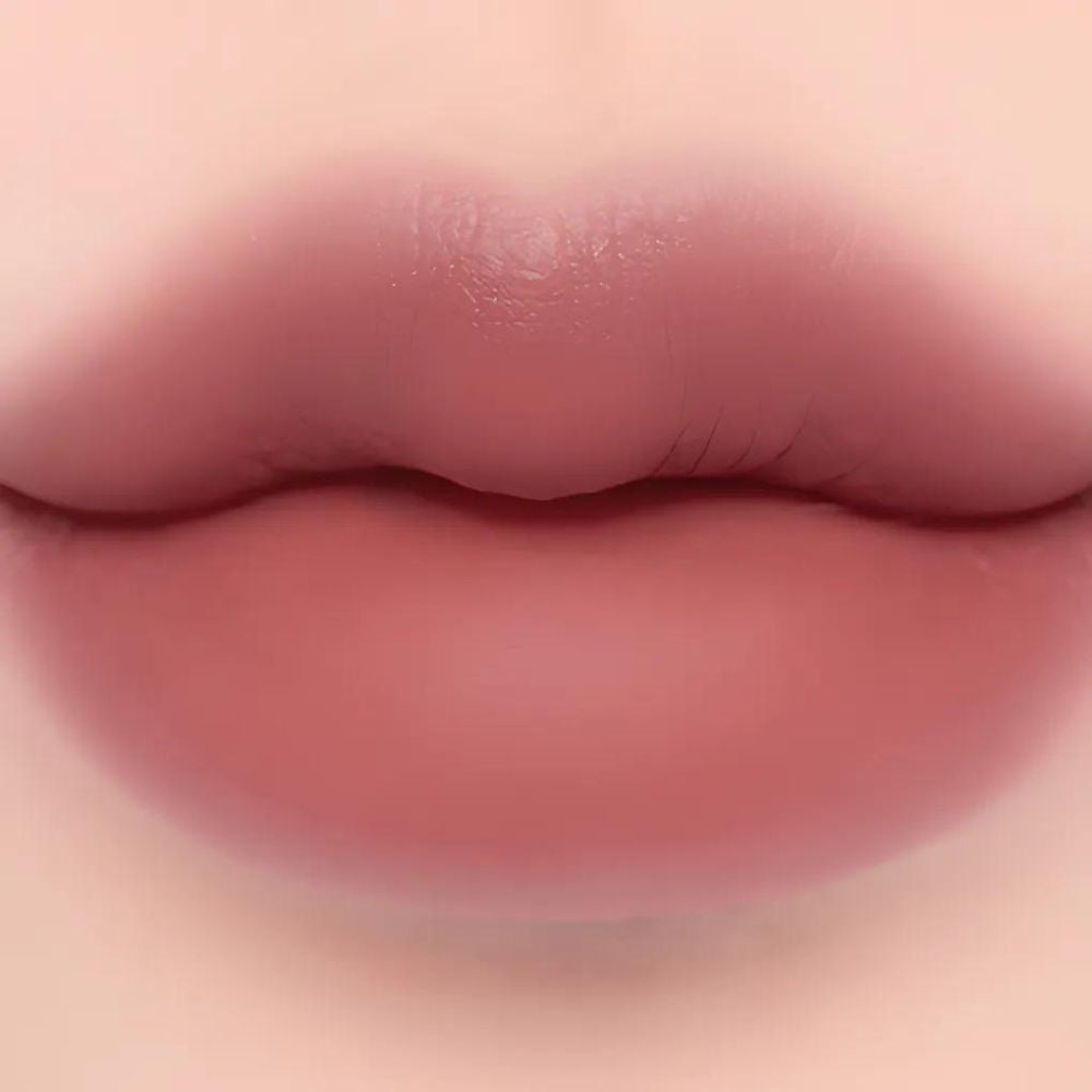 Laka Bulky Matte Lipstick 霧面唇膏