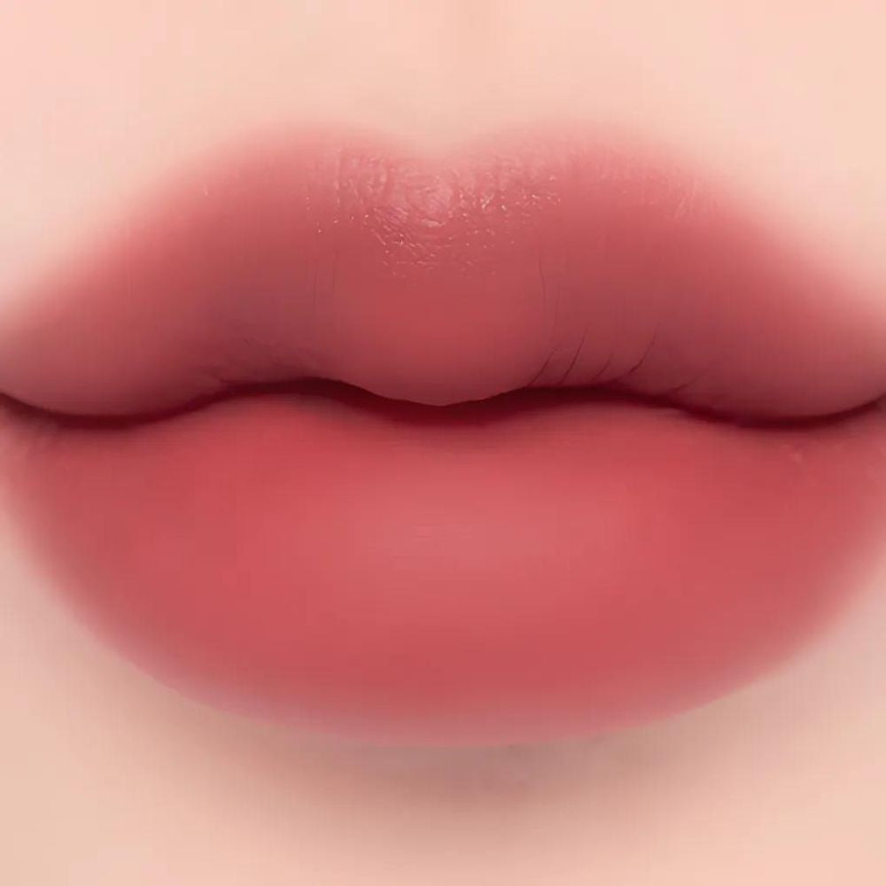 Laka Bulky Matte Lipstick 霧面唇膏