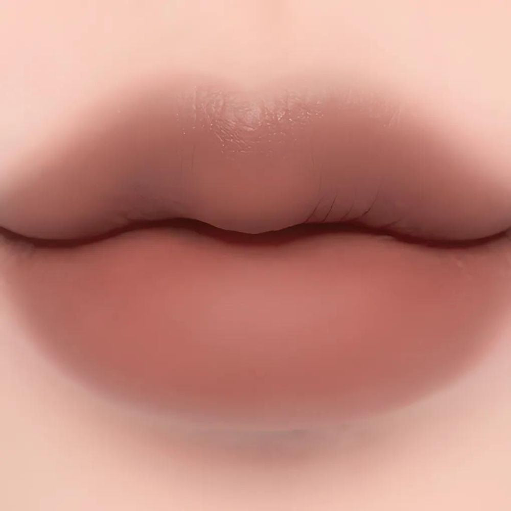 Laka Bulky Matte Lipstick 霧面唇膏