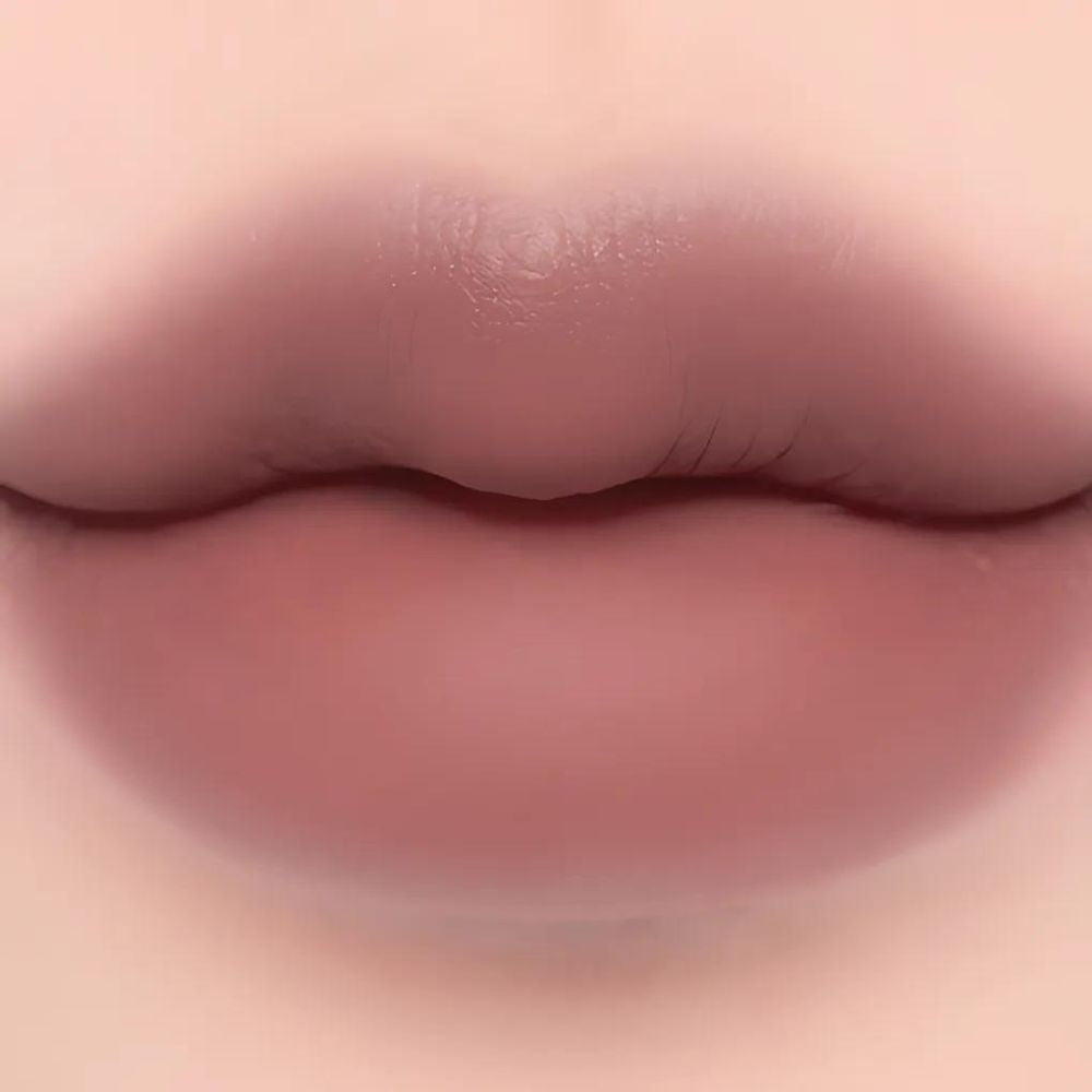 Laka Bulky Matte Lipstick 霧面唇膏