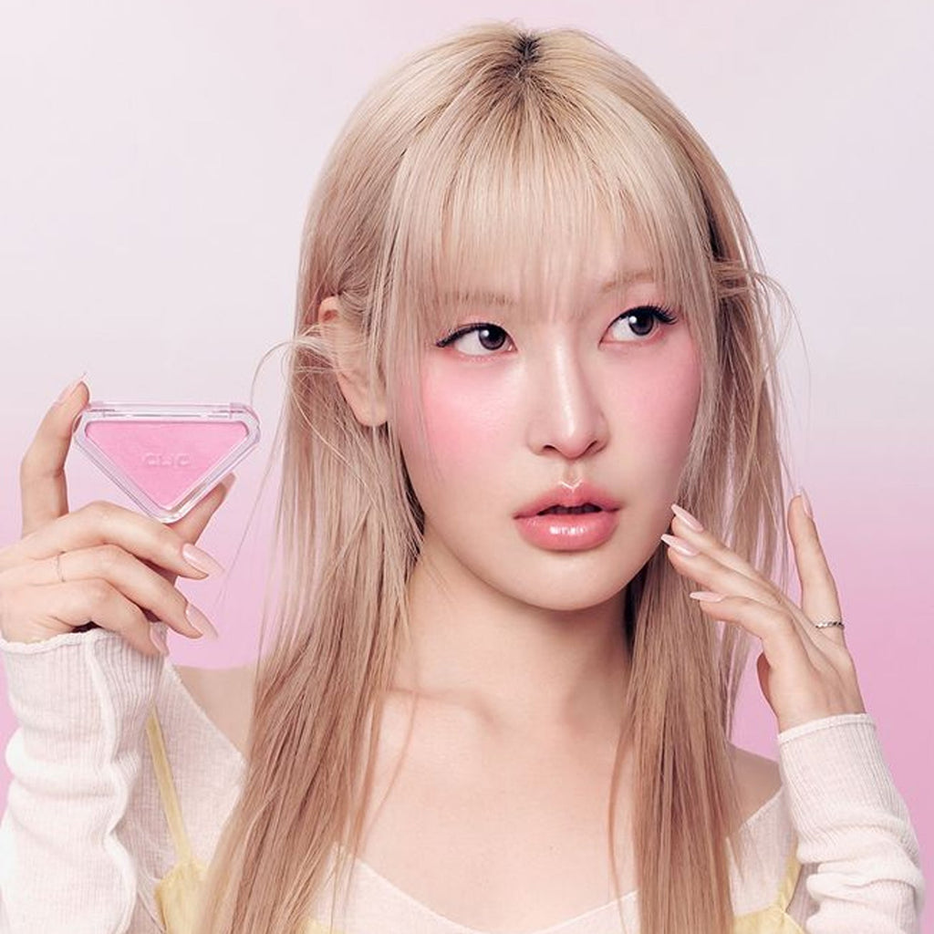 CLIO Essential Blush Tap 胭脂