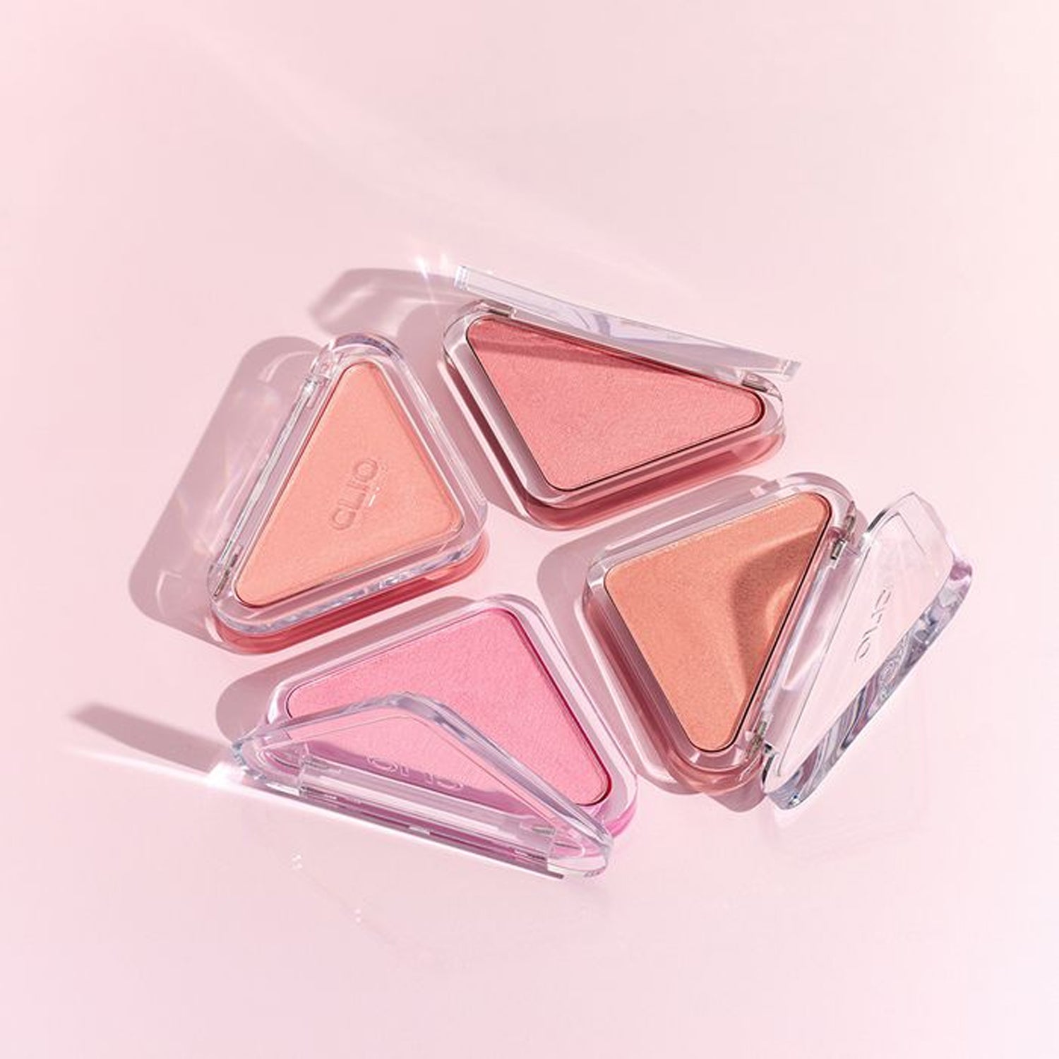 CLIO Essential Blush Tap 胭脂