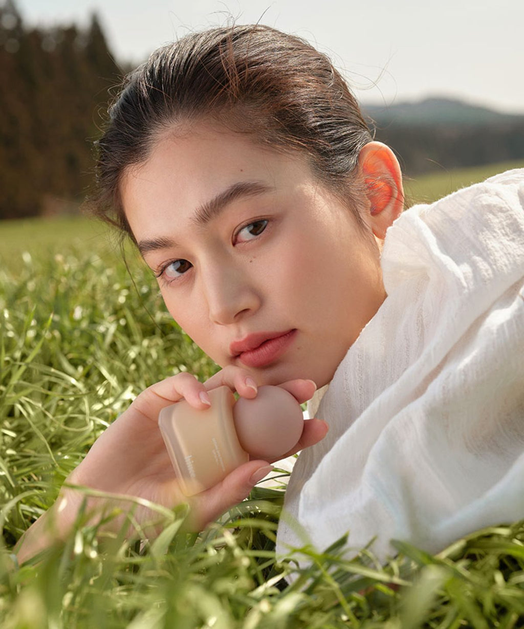 hince Second Skin Foundation 粉底液