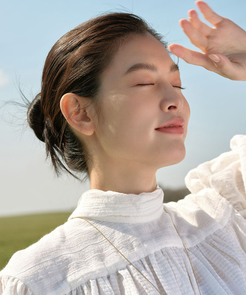 hince Second Skin Foundation 粉底液