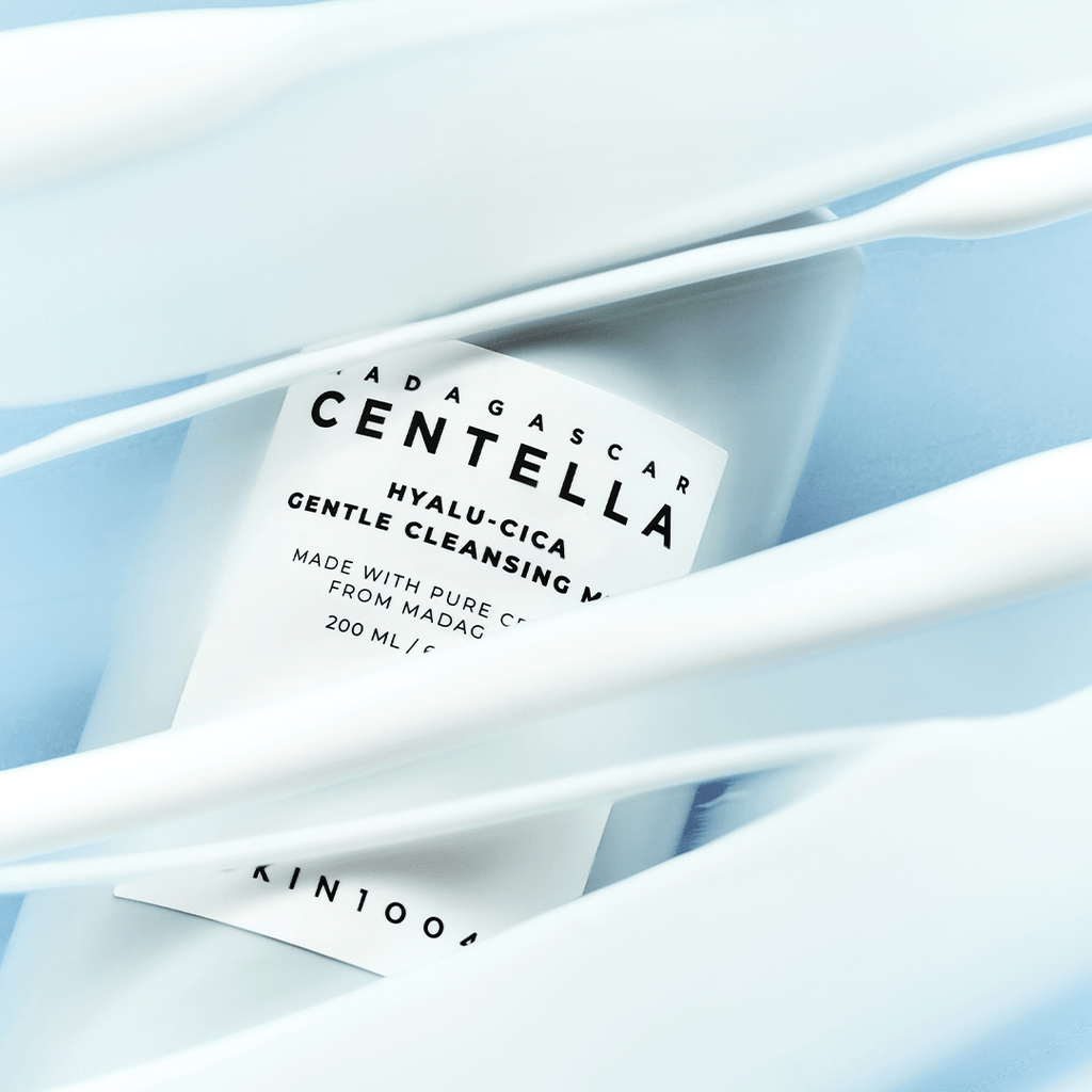 Skin1004 馬達加斯加積雪草玻尿酸溫和潔面乳 200ml